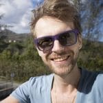 Home 3 auth01 free img 150x150 1